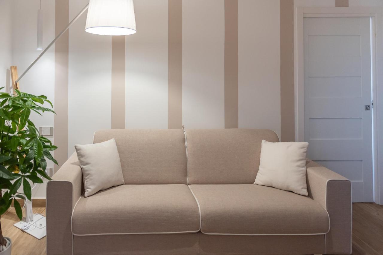 Vemaga Luxury Stay - Pompei City Center Buitenkant foto